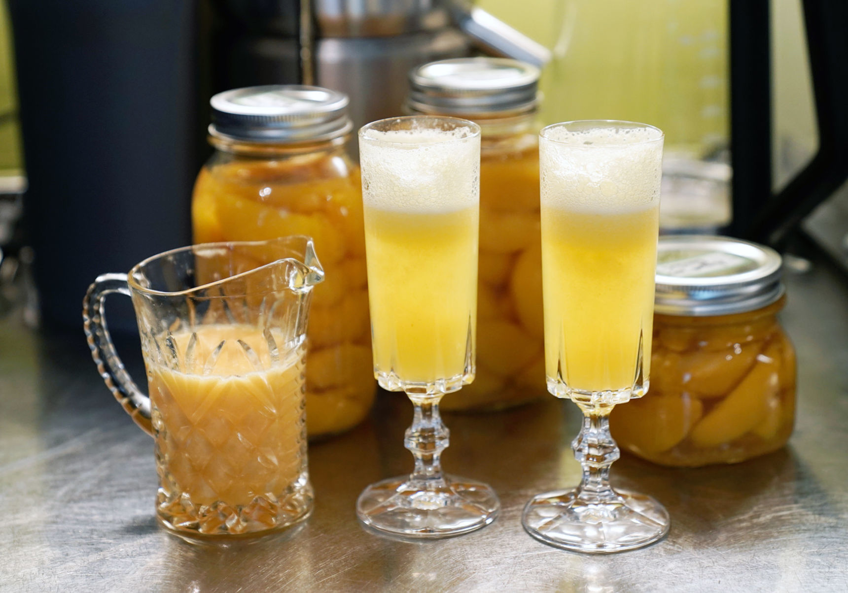 Peach-bellini